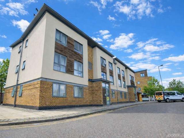 Apartment for sale in Haven Road Industrial Area, Colchester