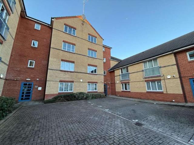 Apartment for sale in Walcot West, Rodbourne