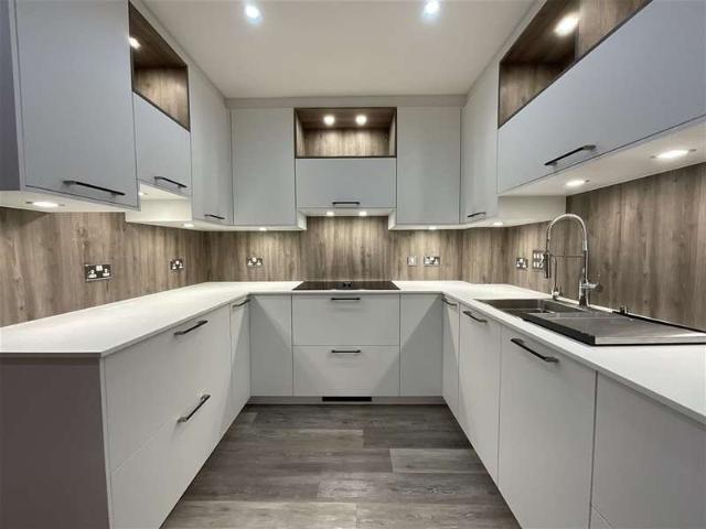 Apartment for sale in Westgate-on-Sea, Acol