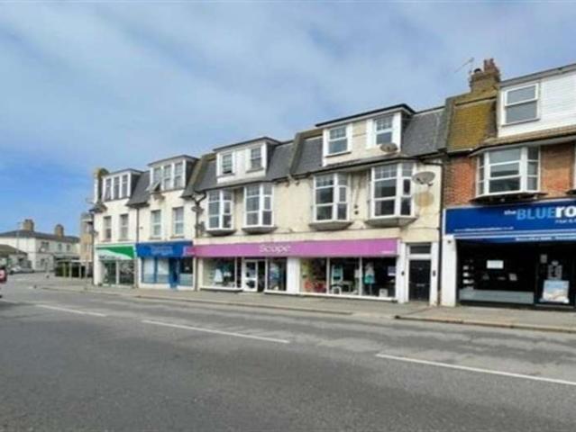 Apartment for sale in Seaford, Iford
