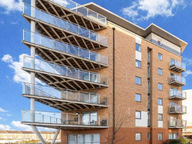 Apartment for sale in Hythe, Colchester