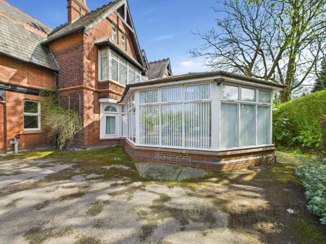 Apartment for sale in Eccleston, St Helens