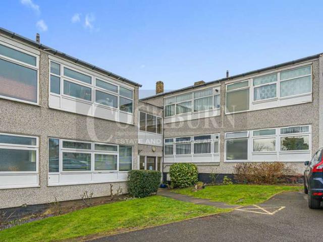 Apartment for sale in Mottingham, Greater London
