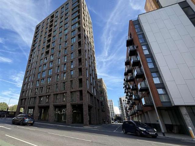 Apartment for sale in New Cross, Manchester