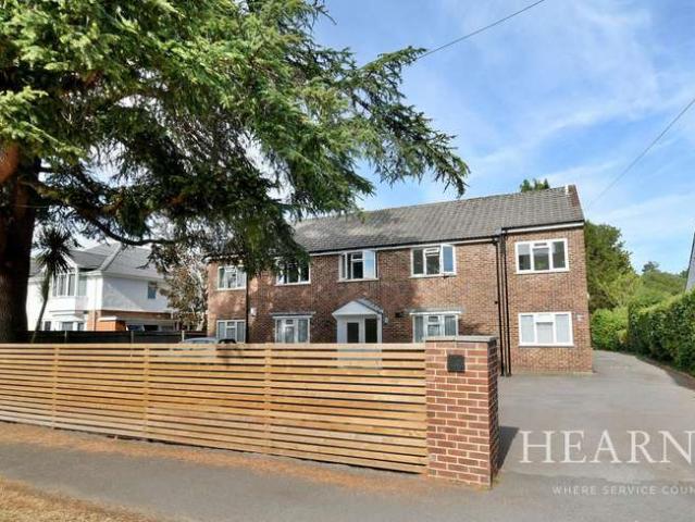 Apartment for sale in Tricketts Cross, Ferndown