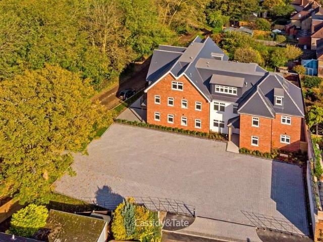 Apartment for sale in St Albans, Five Acres