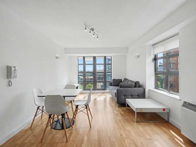 Apartment for sale in City Centre, Georgia