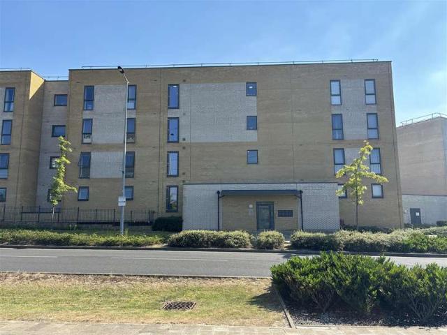 Apartment for sale in Barking Riverside, Greater London