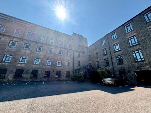 Apartment for sale in Waterhead, Pendock