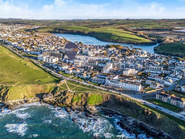Apartment for sale in Newquay, Cornwall
