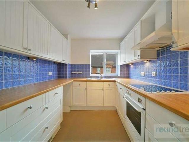 Apartment for sale in Hendon, Greater London