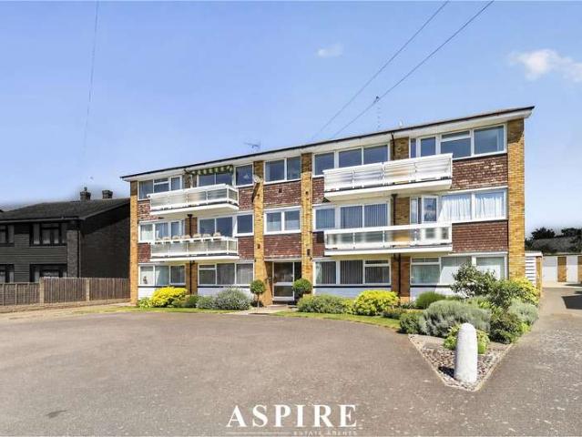 Apartment for sale in North Shoebury, Alton Barnes