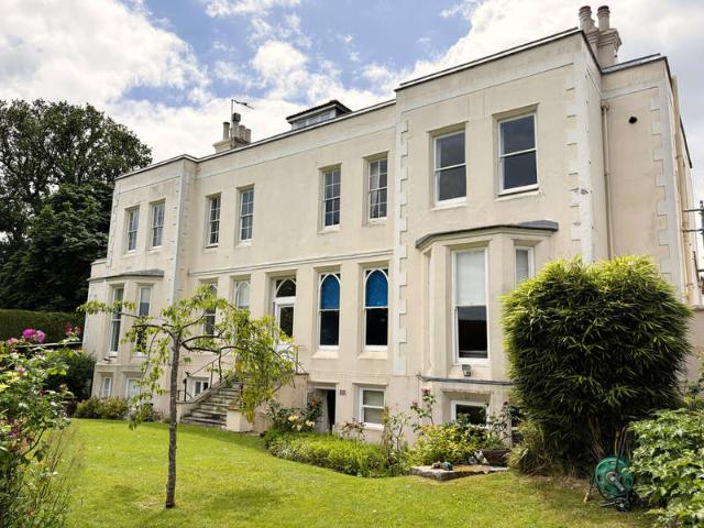 Apartment for sale in Burwash, Rother