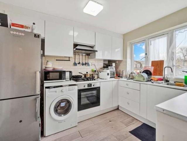 Apartment for sale in Walworth, Greater London