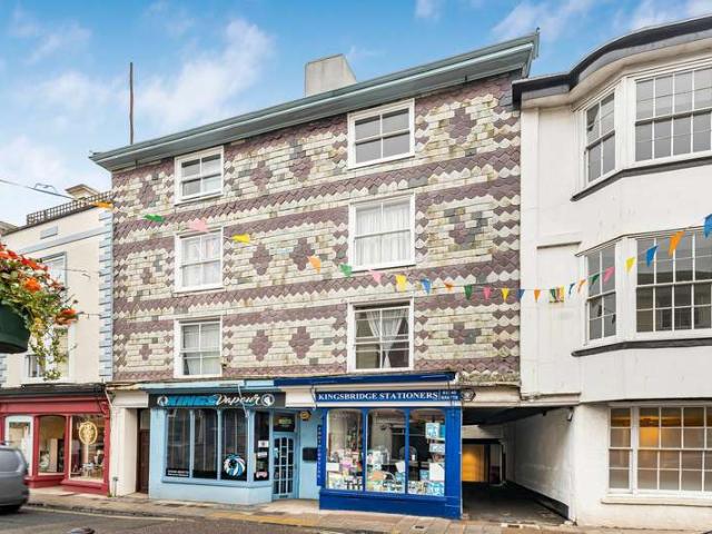Apartment for sale in Strode, Devon