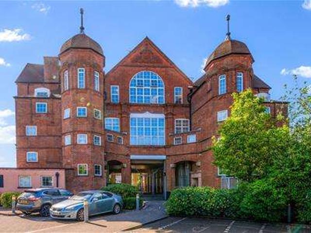 Apartment for sale in Dollis Hill, Greater London