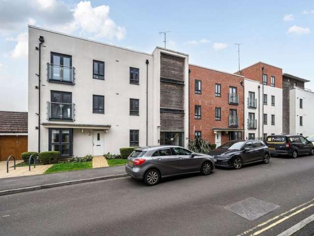 Apartment for sale in Priest Down, Hampshire
