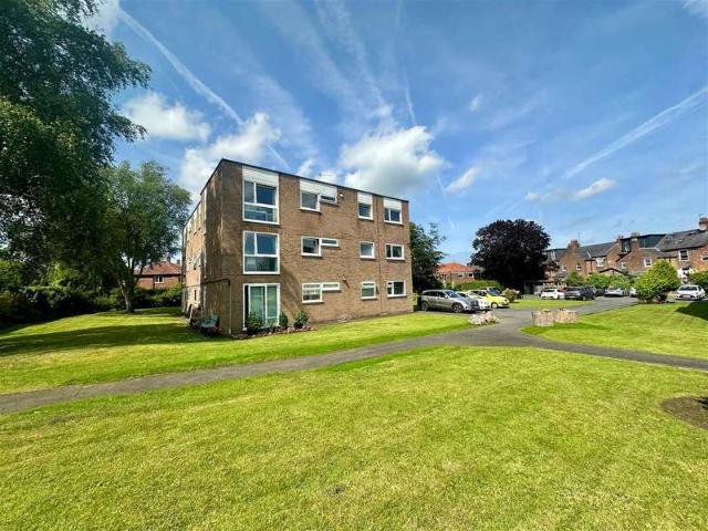 Apartment for sale in Altrincham, Bowdon
