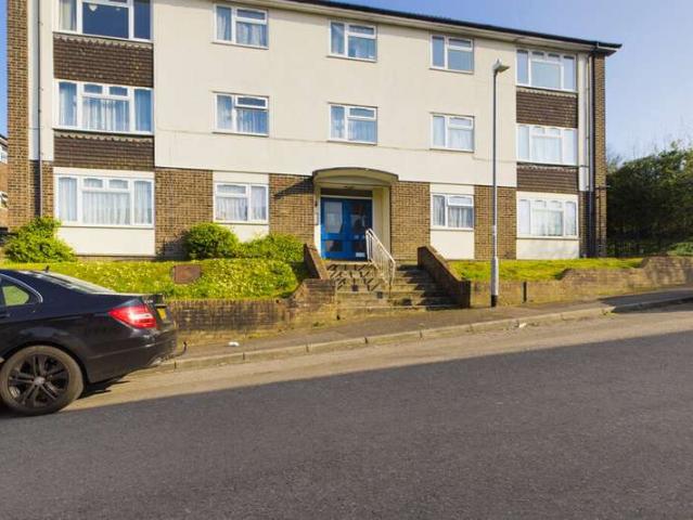 Apartment for sale in Tower Hamlets, Ash