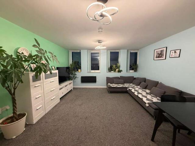 Apartment for sale in West Midlands