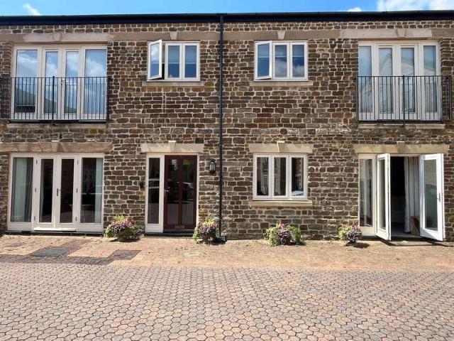 Apartment for sale in Catmose, Oakham