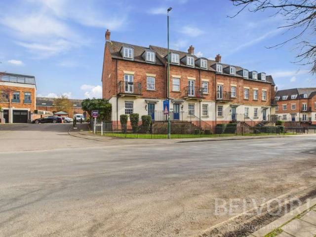 Apartment for sale in Greenfields, Frankwell