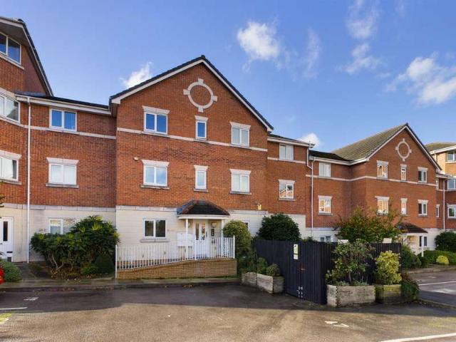 Apartment for sale in Higher Runcorn, Halton
