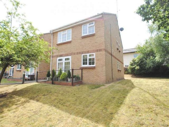 Apartment for sale in Golden Valley, Gloucestershire