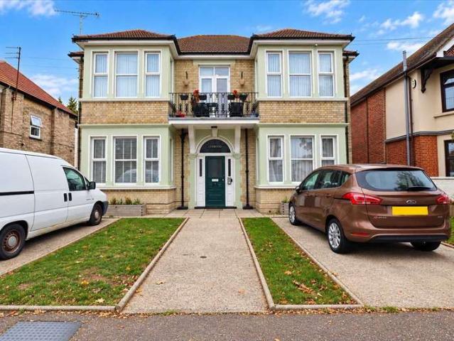 Apartment for sale in Clacton-on-Sea, Tendring