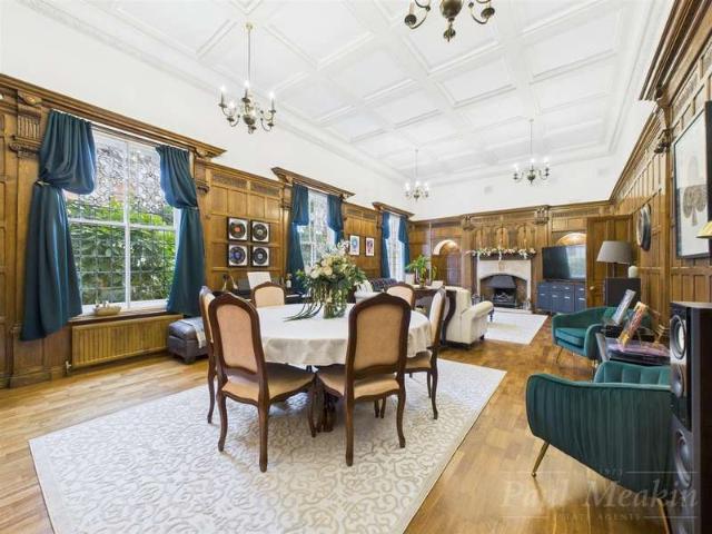 Apartment for sale in Sanderstead, Sanderstead