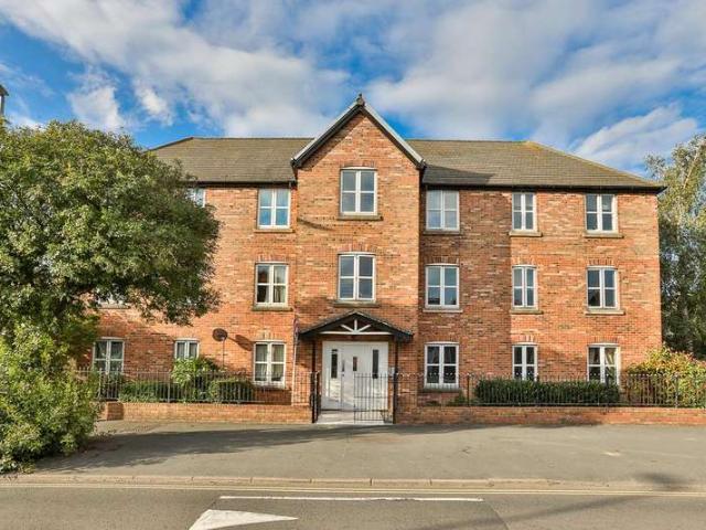 Apartment for sale in Coney Hill, Gloucester