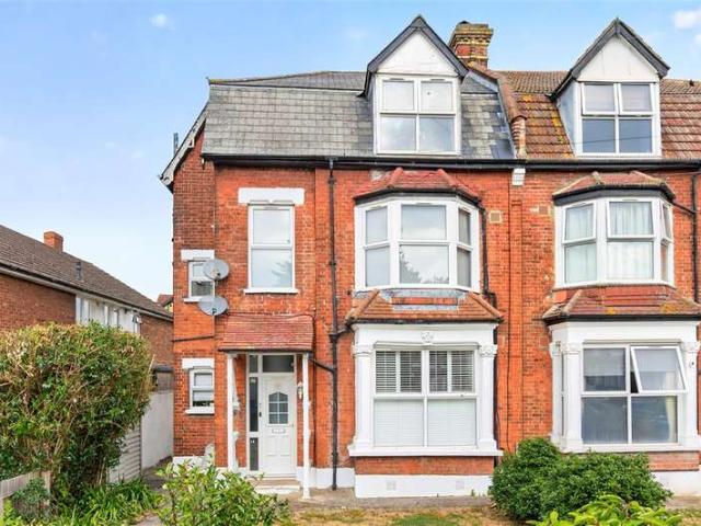 Apartment for sale in London Borough of Croydon, Greater London