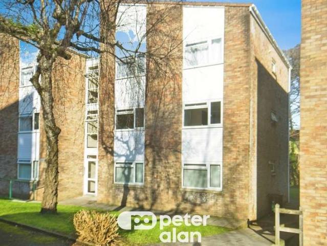 Apartment for sale in Falcon Lodge, Wales