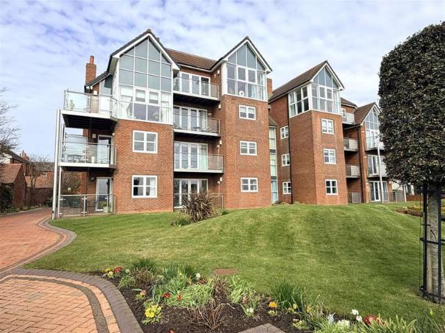 Apartment for sale in Lytham, Lancashire
