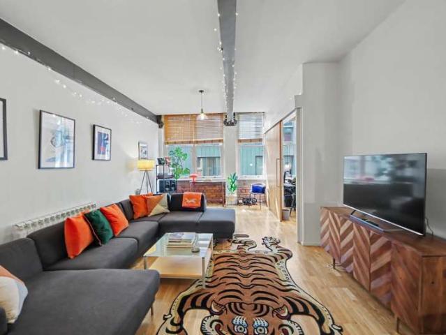 Apartment for sale in City Centre, Georgia