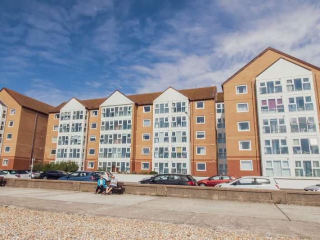 Apartment for rent in Seaford, Iford