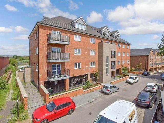 Apartment for sale in Bourne Vale, Kent