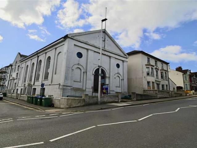 Apartment for sale in Mount Pleasant, Iford