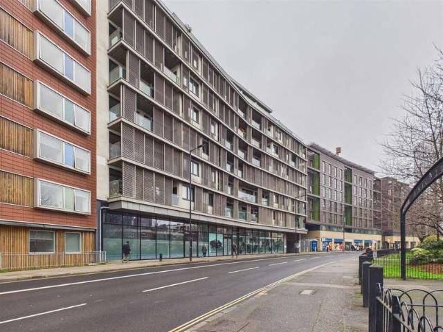 Apartment for sale in Hoxton, Greater London