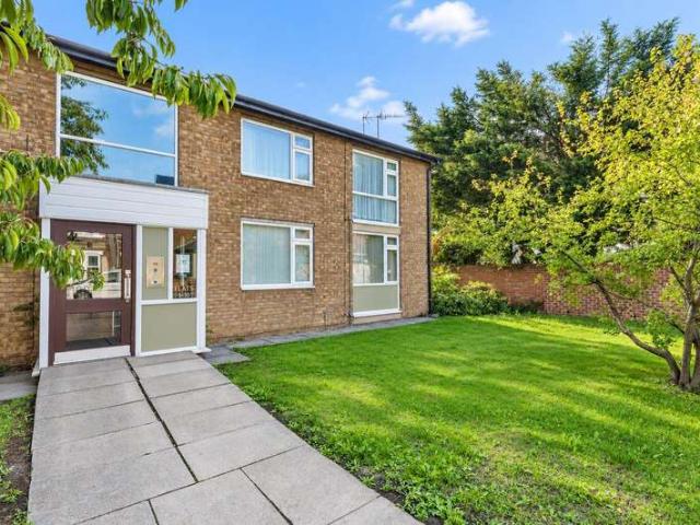 Apartment for sale in Eastmoor, West Yorkshire