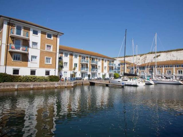 Apartment for sale in Roedean
