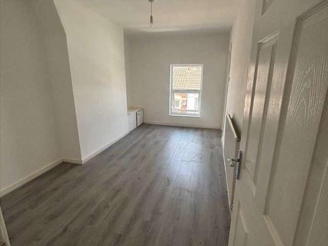 Apartment for rent in Calderstones