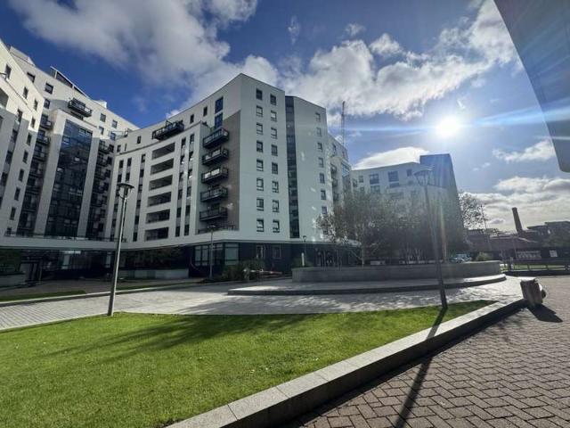 Apartment for sale in Richmond Hill, West Yorkshire