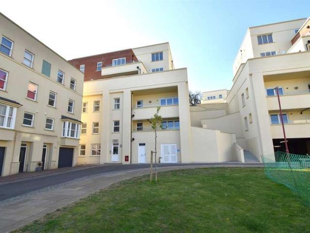 Apartment for rent in St Leonards Green, Guestling Green