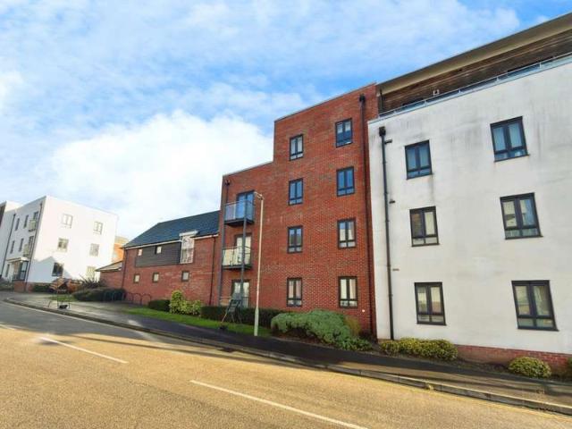 Apartment for sale in Priest Down, Hampshire