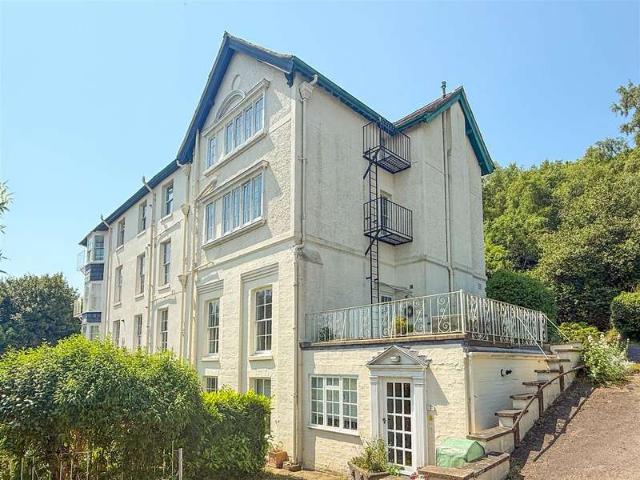 Apartment for sale in Forthampton, Worcestershire