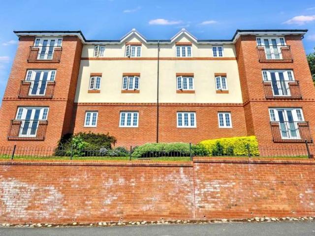 Apartment for sale in Stone, Baswich