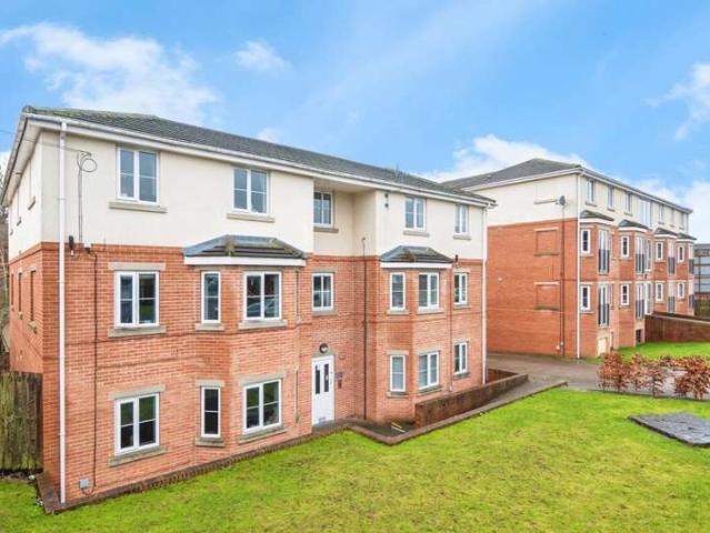 Apartment for sale in Pudsey, West Yorkshire