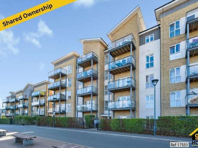 Apartment for sale in Drayton Garden Village, Greater London