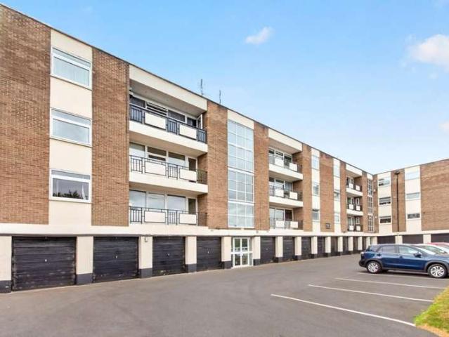 Apartment for sale in Low Harrogate, Harrogate